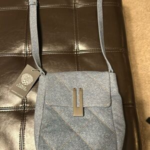 Vince Camuto genuine leather handbag crossbody